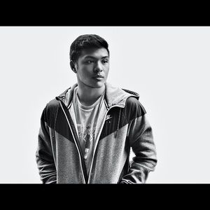Meet your Posher, Dinh